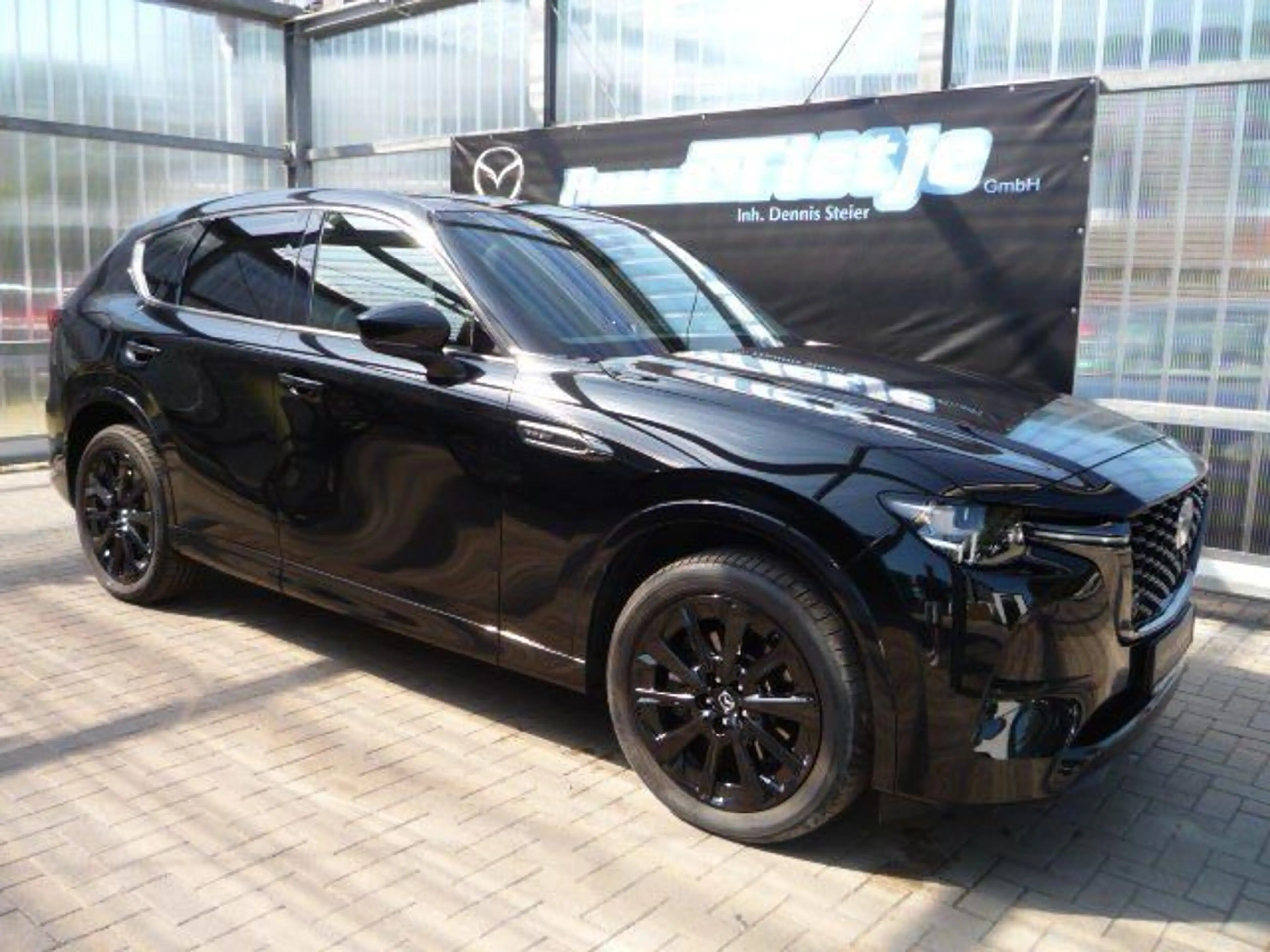 Mazda CX-60 2.5L e-SKYACTIV PHEV 327ps Homura Plus Hyb — photo 2