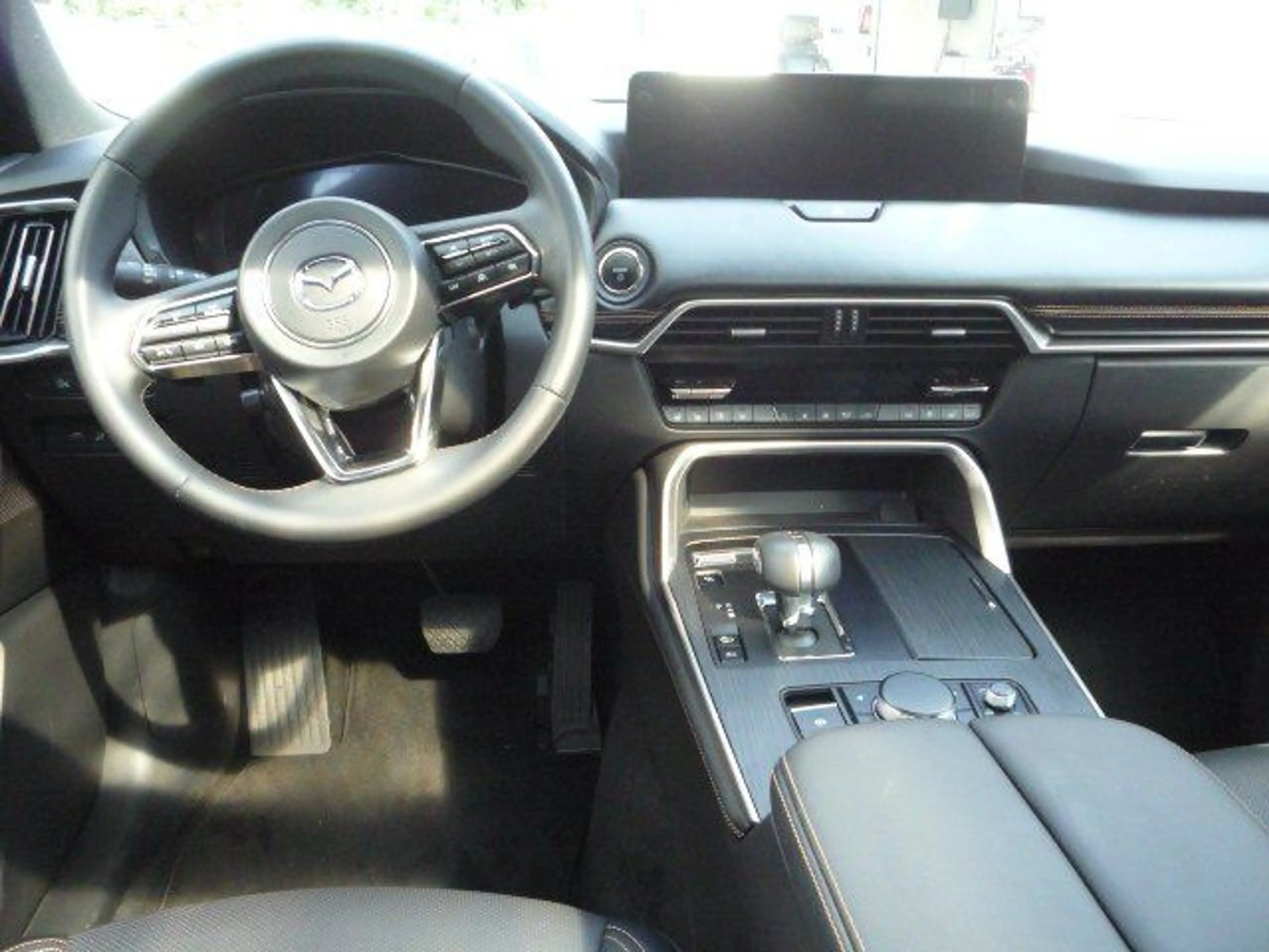 Mazda CX-60 2.5L e-SKYACTIV PHEV 327ps Homura Plus Hyb — photo 14
