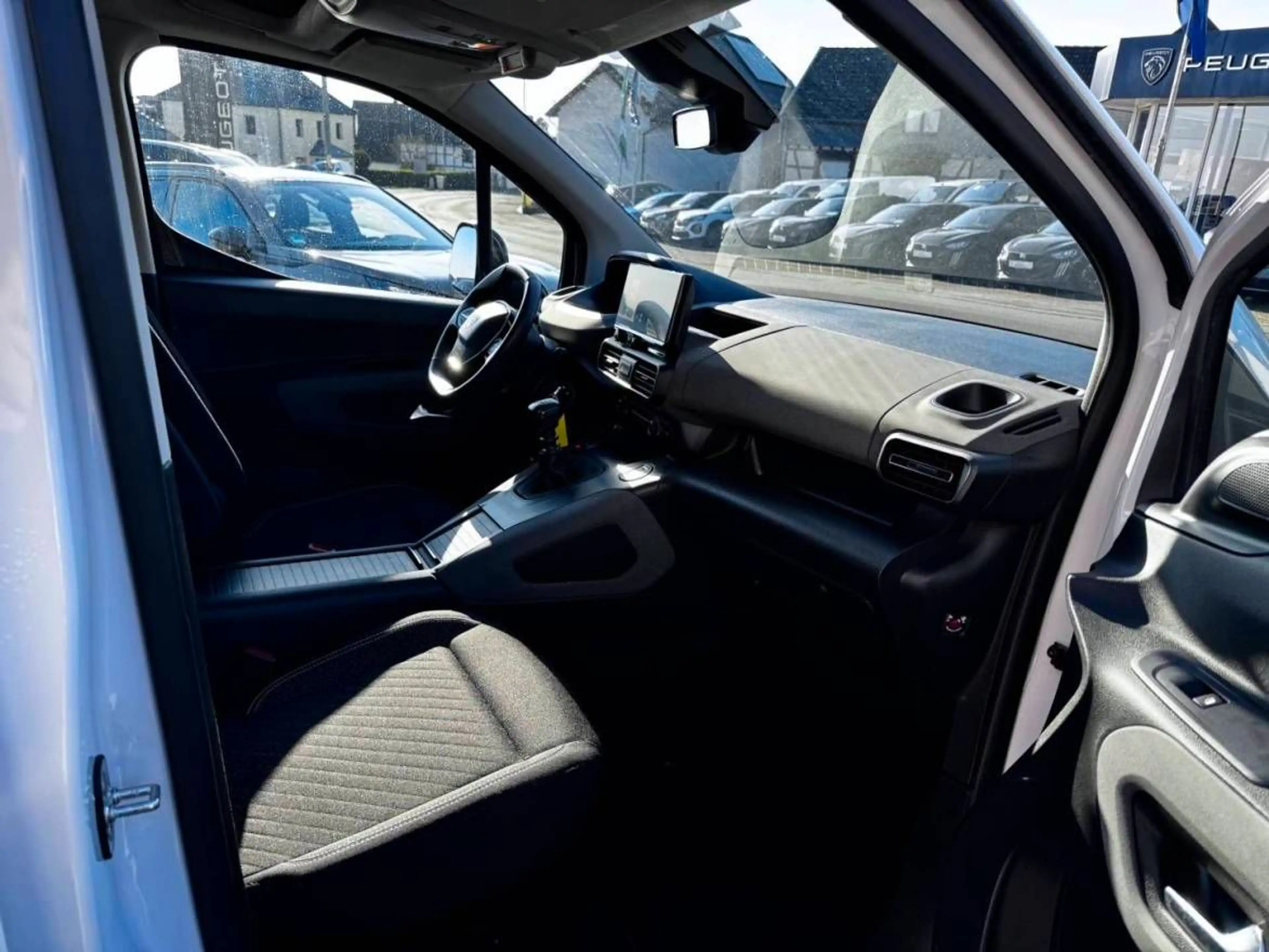 Peugeot Rifter N1 L1 Allure BlueHDi 100 — photo 6