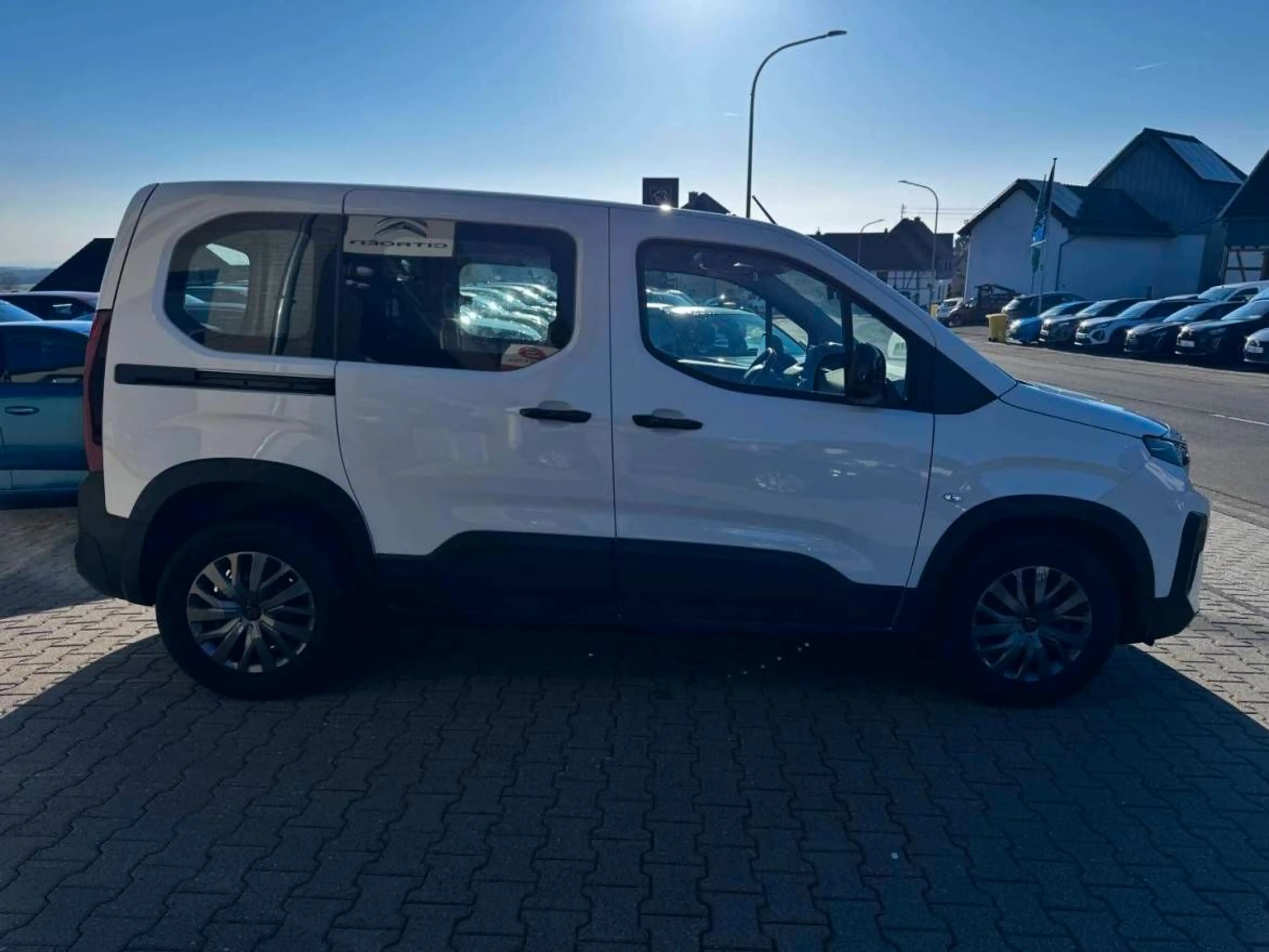 Peugeot Rifter N1 L1 Allure BlueHDi 100 — photo 4