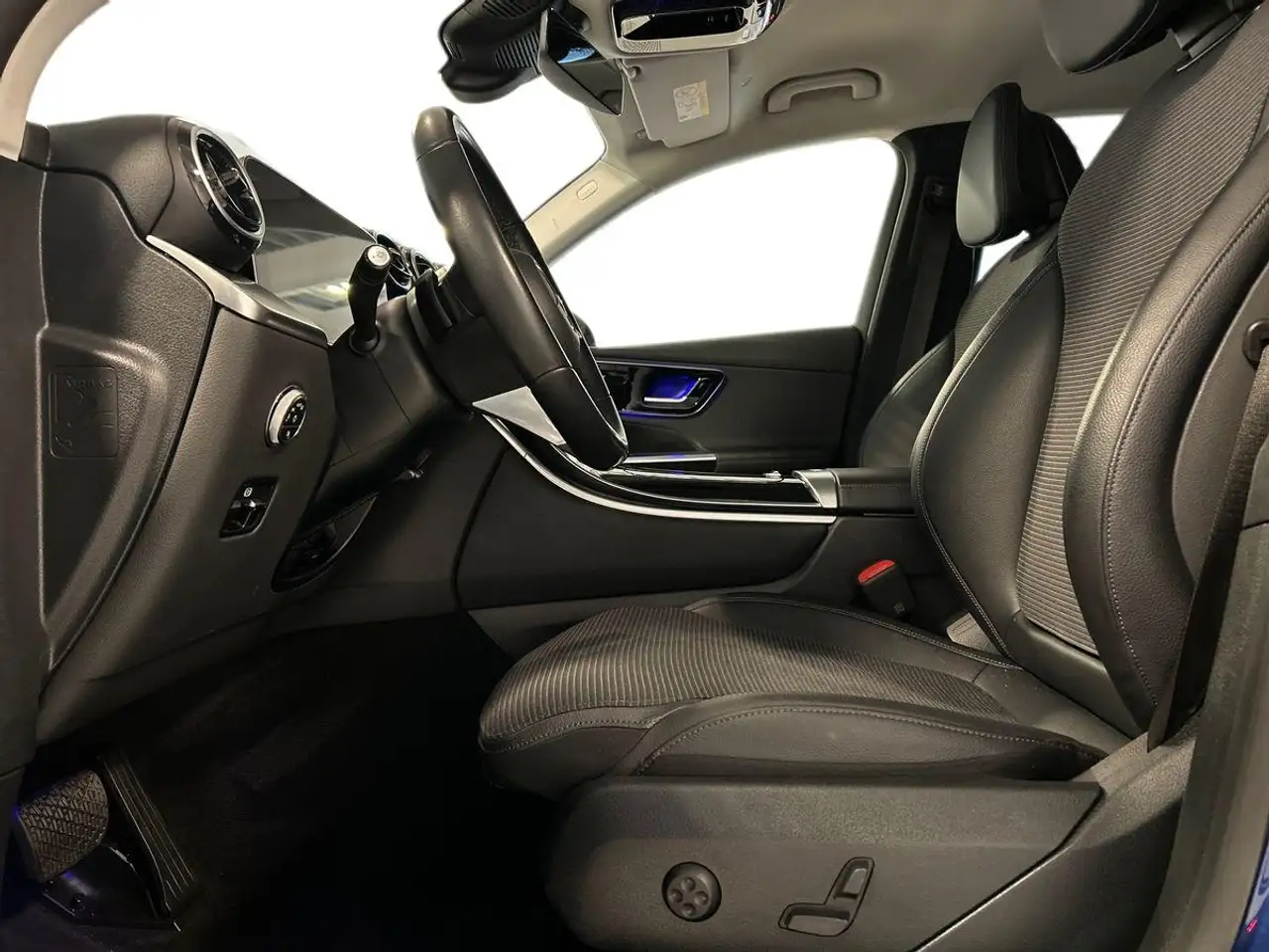 Mercedes-Benz GLC 220 - GLC 220 d mhev Advanced 4matic auto 10