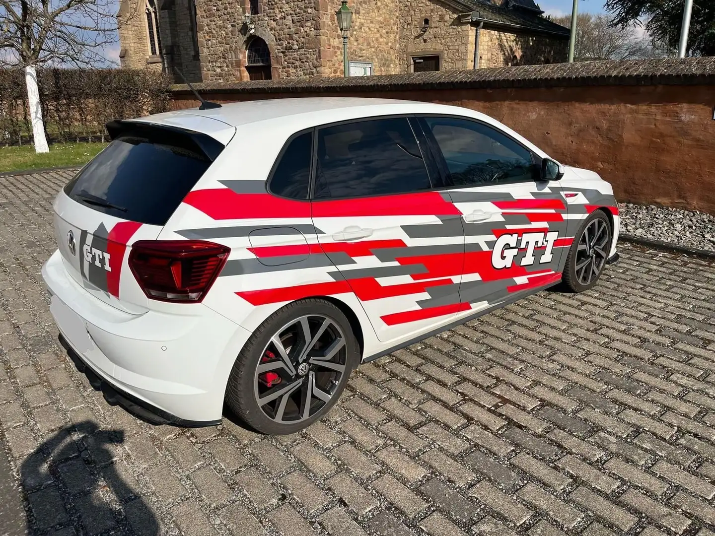 Volkswagen Polo GTI 2.0 TSI DSG, JBL, Dig. Cockpit, grosses Navi Weiß - 2