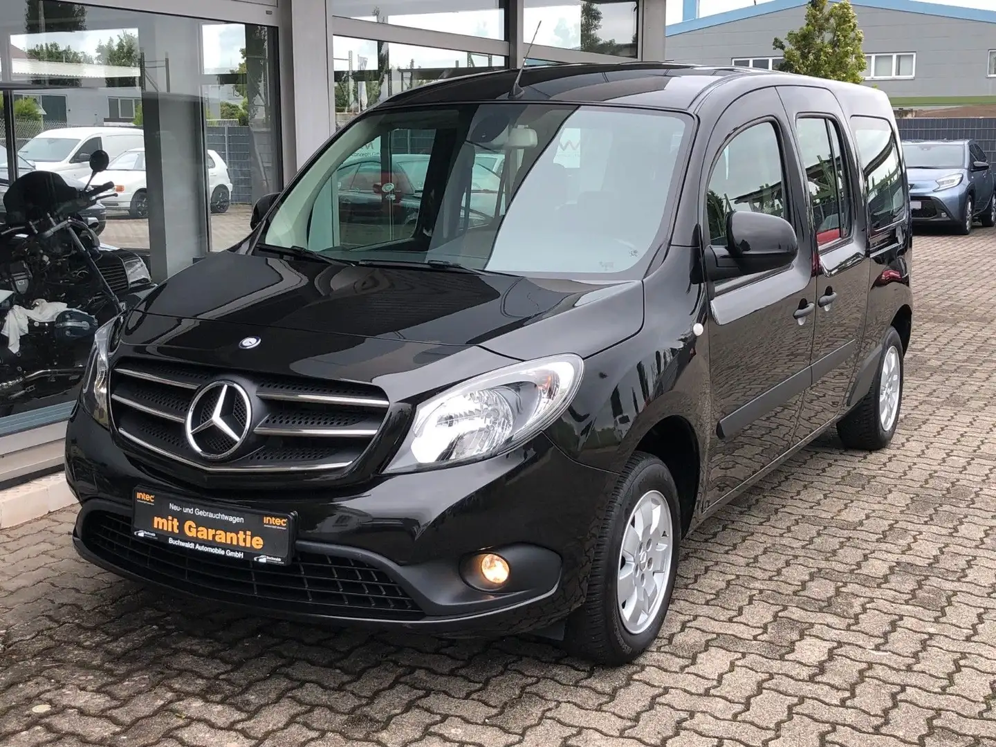 Mercedes-Benz Citan 111 CDI extralang 7-Si. Tourer Edition Schwarz - 1