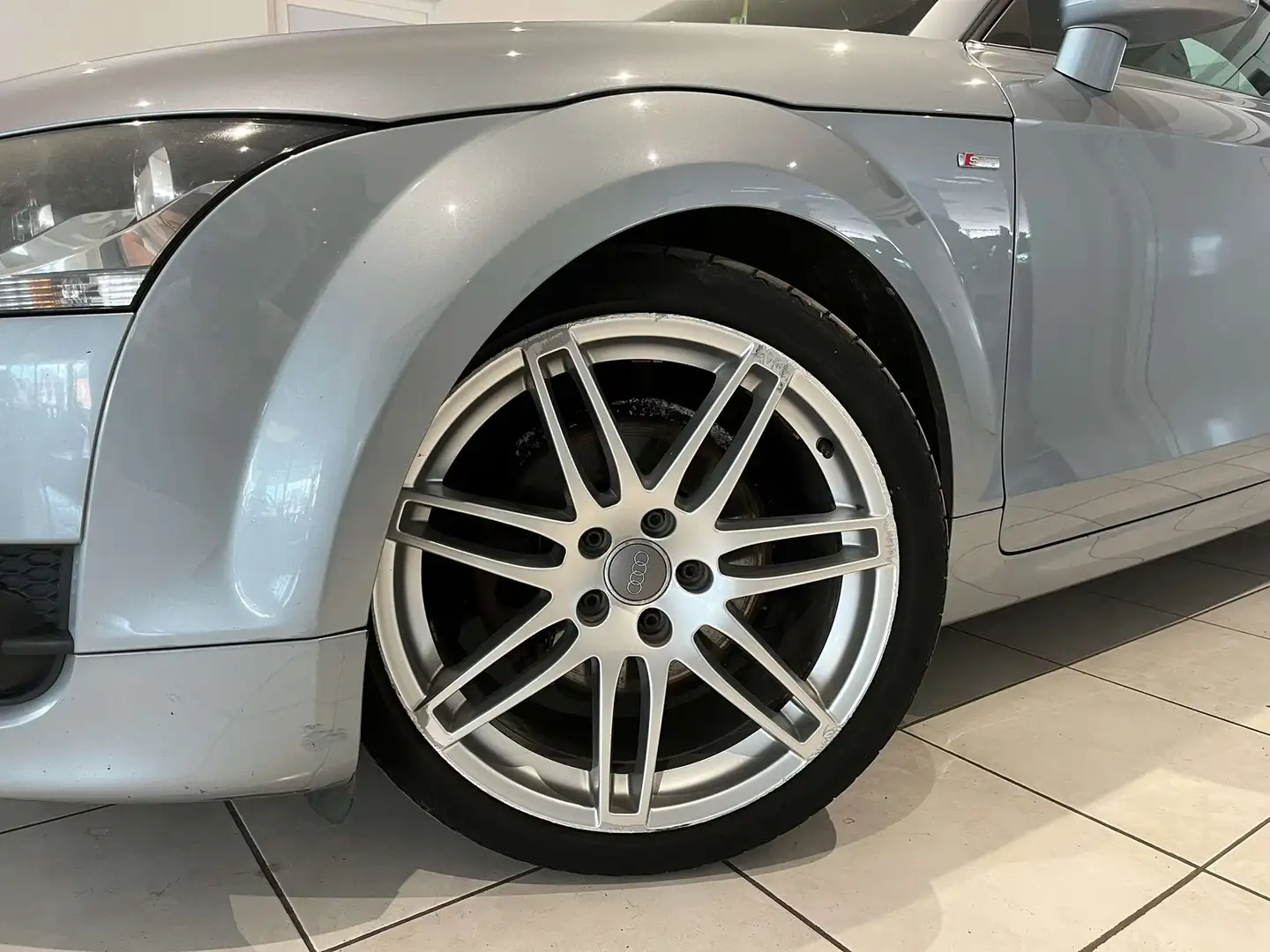 Audi TT Coupé 2.0TDi 170CV Quattro S line Airco/Cruise Gris - 2