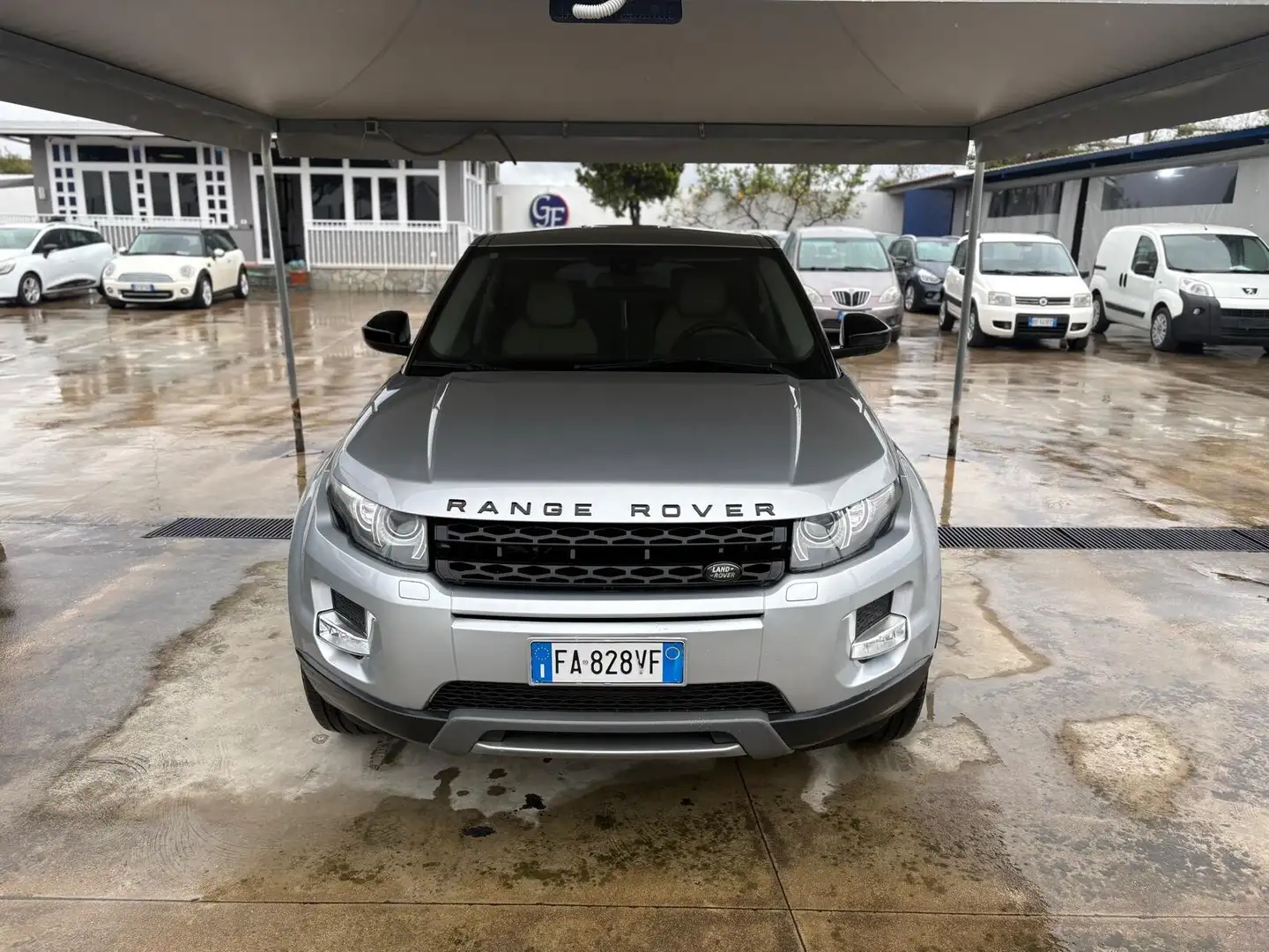 Land Rover Range Rover Evoque Range Rover Evoque 2.2 TD4 5p. British Edition Dyn Plateado - 1