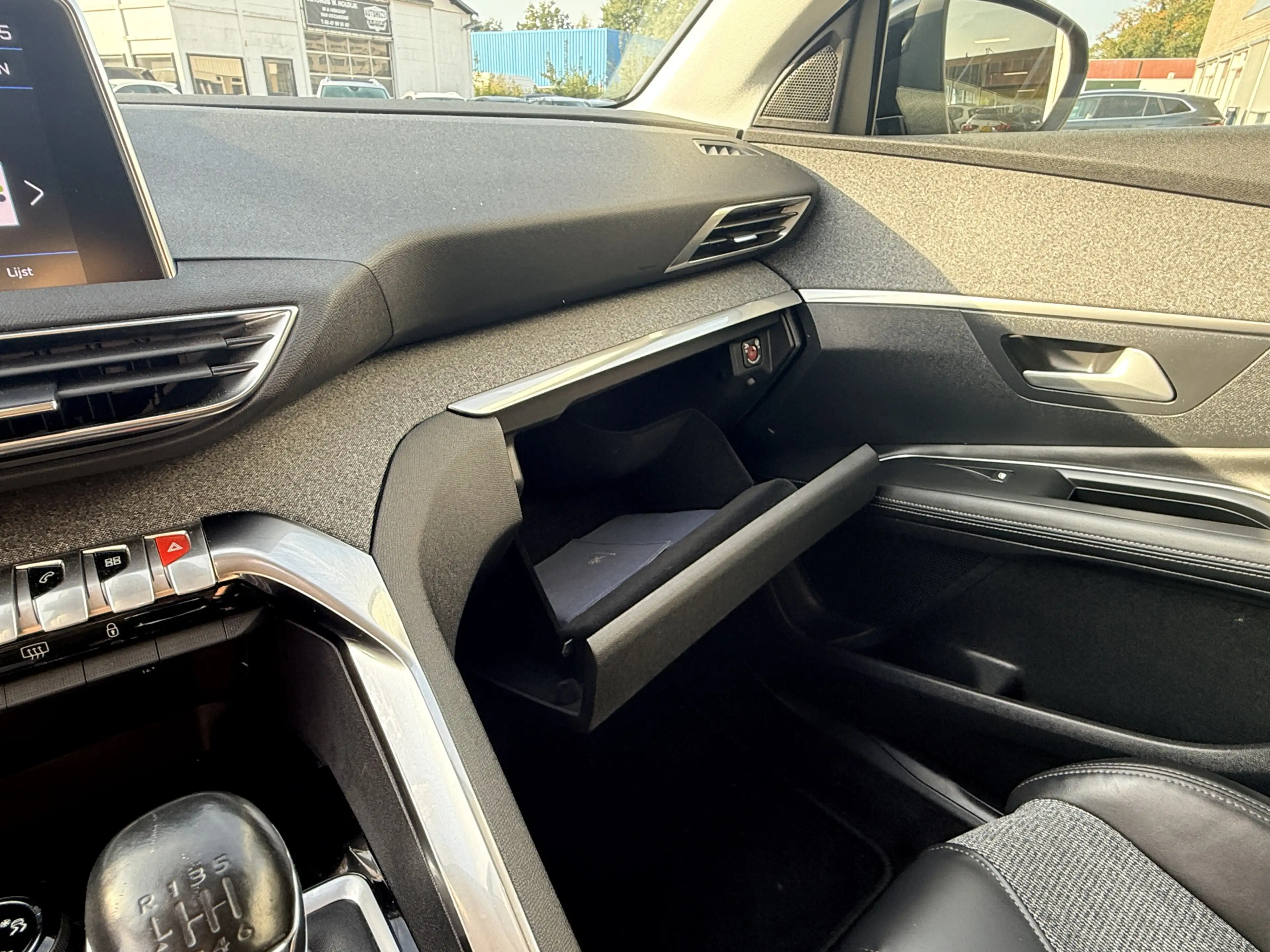 Peugeot 3008 1.2 PureTech Allure | LED | Keyless | Apple/Androi — photo 35