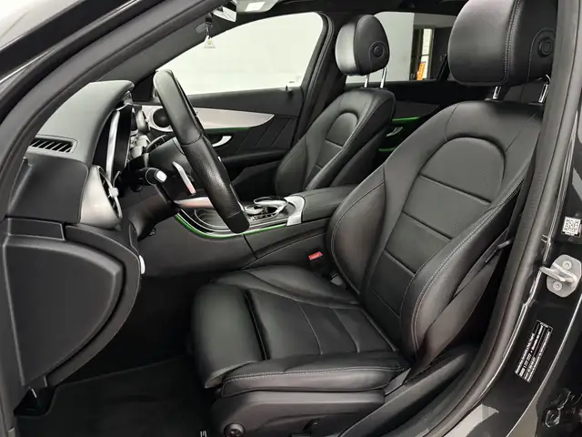 Mercedes-Benz C-Class view 15