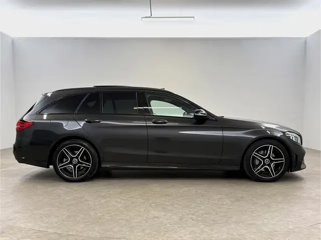 Mercedes-Benz C-Class view 10