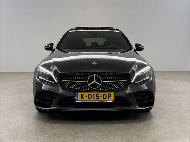 Mercedes-Benz C-Class view 8