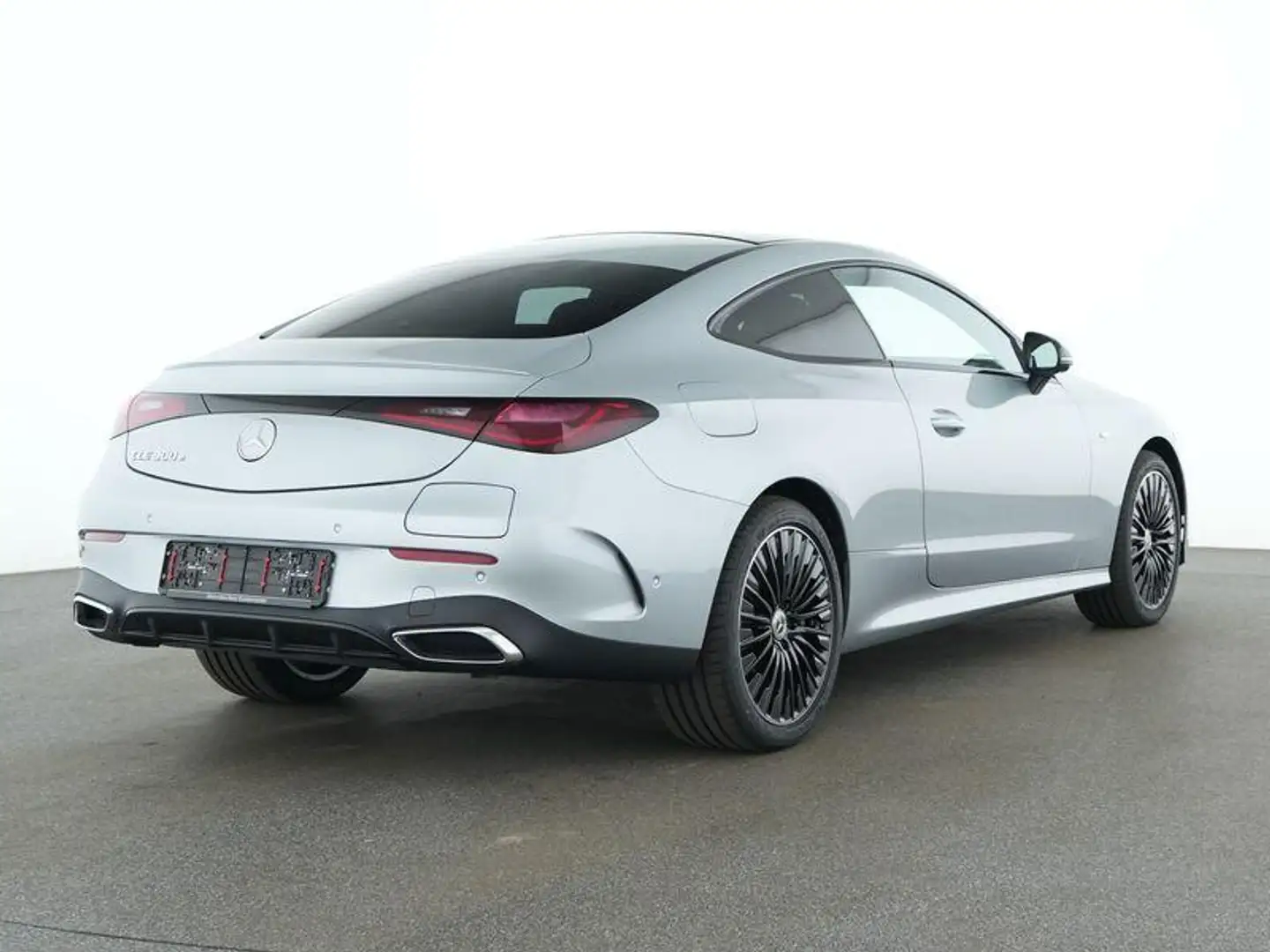 Mercedes-Benz CLE 300 Coupé e AMG Line Argintiu - 2