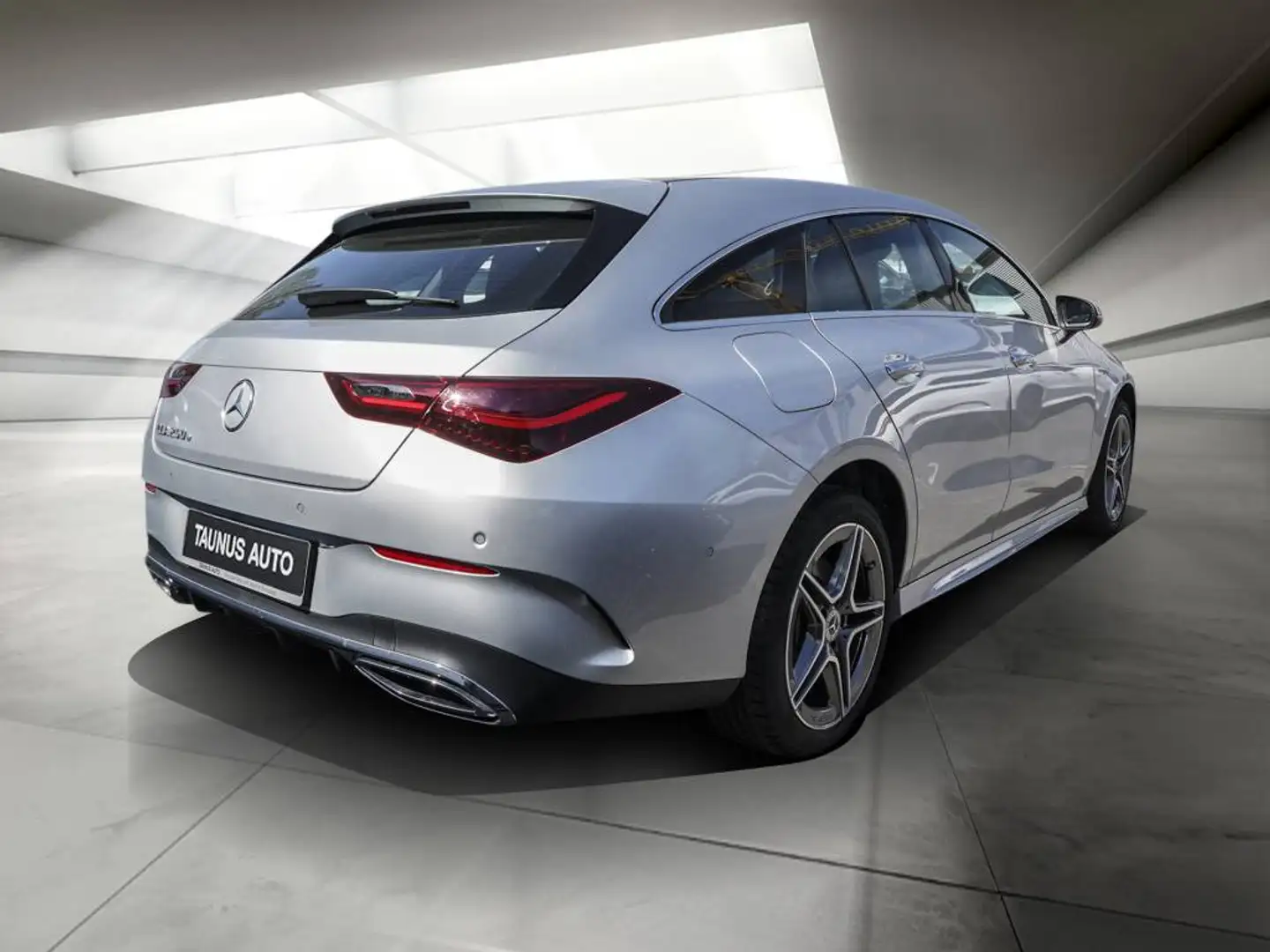 Mercedes-Benz CLA 250 e SB AMG-LINE ADVANCED PLUS PANORAMA KAMERA Silber - 2