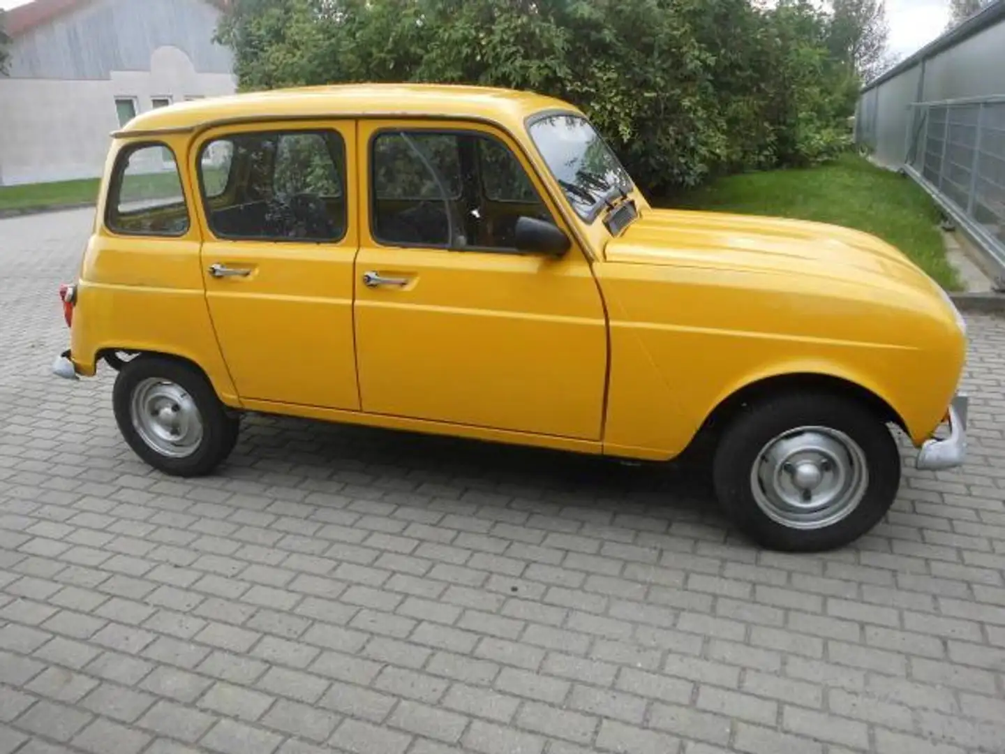 Renault R 4 Gelb - 2