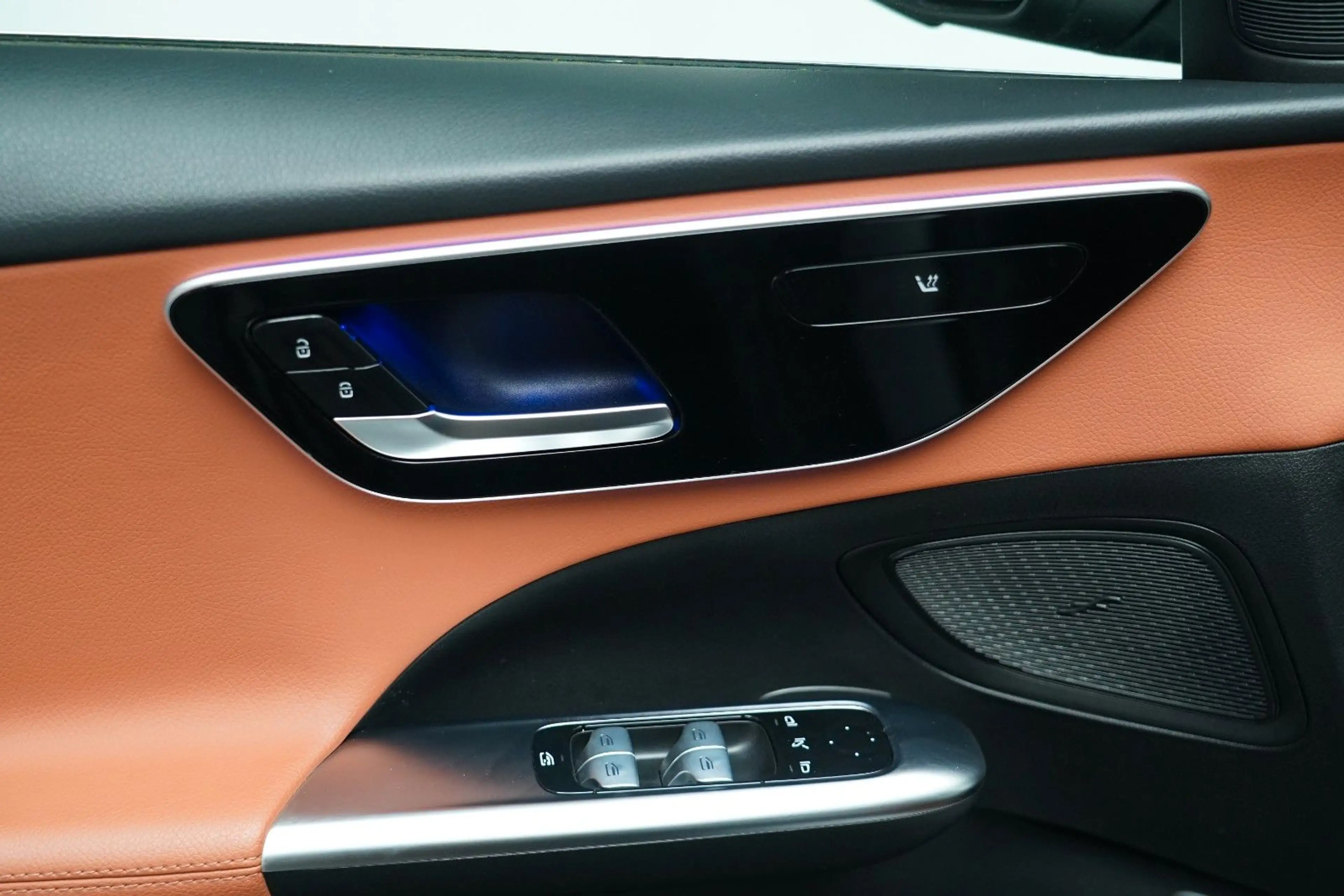 Mercedes-Benz C 220 C220d 9G Avantgarde GSD NAVI CARPLAY KAMERA — photo 12