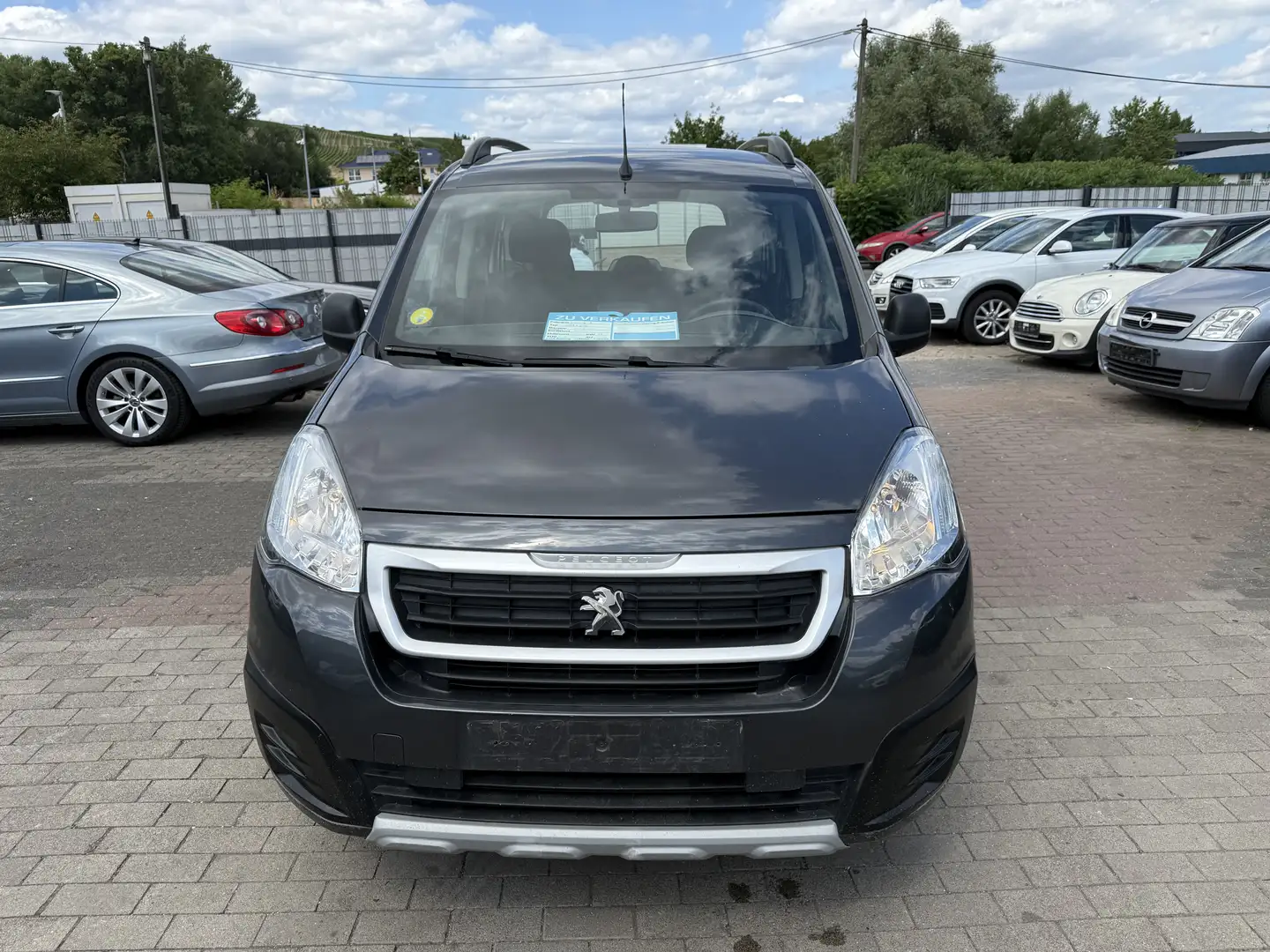 Peugeot Partner Peugeot Partner Tepee Automatik *Navi*Klima*PDC* Grau - 2