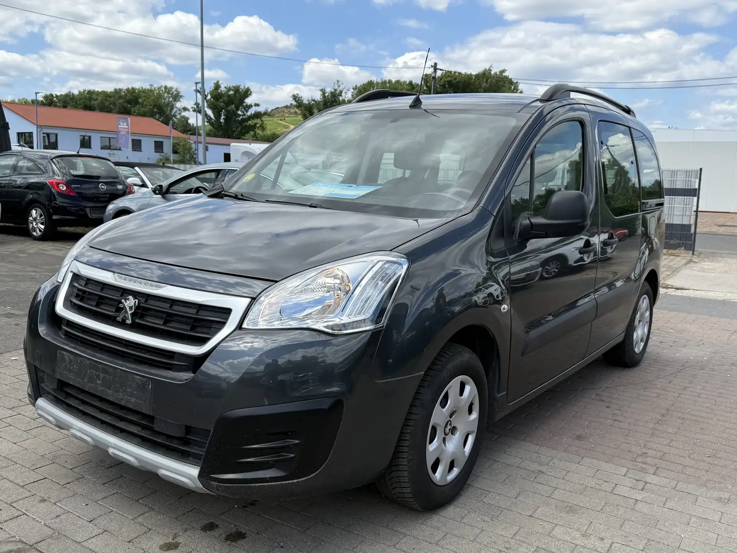 Peugeot Partner Peugeot Partner Tepee Automatik *Navi*Klima*PDC* Grau - 1