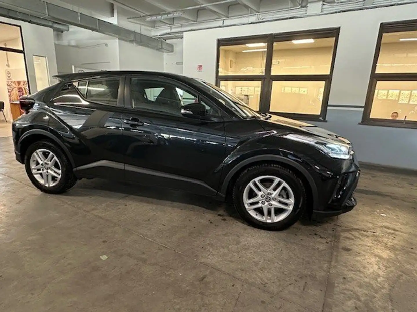 Toyota C-HR C-HR 1.8h Business e-cvt Nero - 2